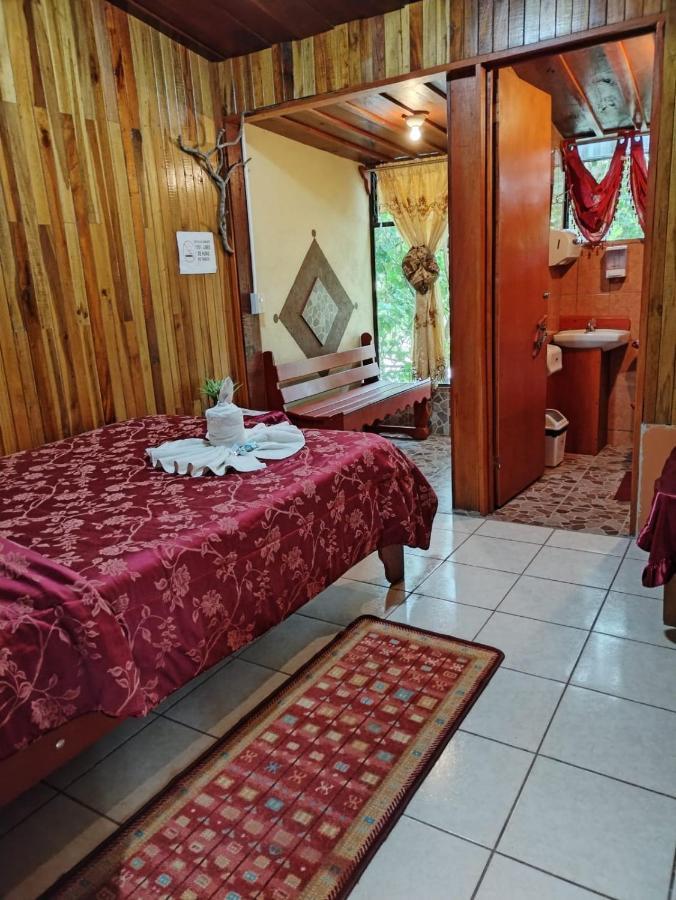 Pensión y Cabinas Colibrí B&B Monteverde-Costa Rica Exterior foto